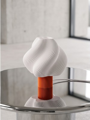 Luvenza Design Solae Orange Turuncu Beyaz Dekoratif LED Masa Lambası, Modern Abajur, Yatak Odası ve Komodin İçin Gece Lambası