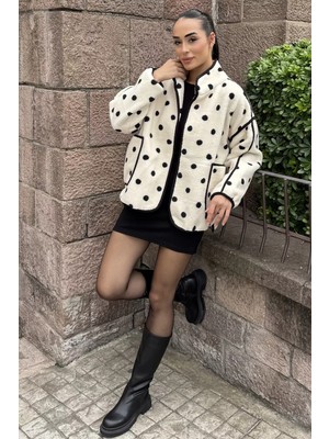 Gülseli Kadın Astarlı Puantiyeli Peluş Mont P-00023228