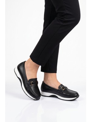 Ayk's Toka Detaylı Kalın Tabanlı Şık Rahat Siyah-Beyaz Kadın Casual Ayakkabı Loafer 067 26K