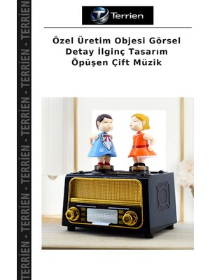 Terrien Özel Üretim Objesi Görsel Detay Ilginç Tasarım Öpüşen Çift Müzik