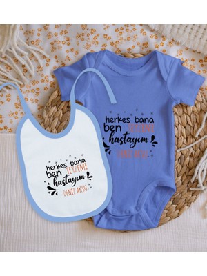 Bk Kids Kişiye Özel Teyzeme Hastayım Tasarımlı Mavi %100 Pamuklu Kısa Kol Bebek Body Zıbın ve Mama Önlüğü Hediye Seti