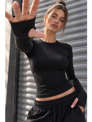 Mak. Mağaza Basic Parmak Geçirmeli Body