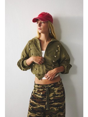 DeFacto Loose Fit Kapüşonlu Düğme Detaylı Crop Napolyon Hırka I9652AX26AU