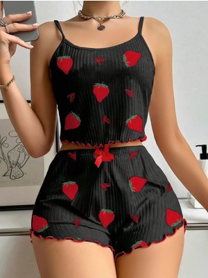 İlk El Grup Arias Closet Pamuklu Siyah Üstüne Çilek Desen Fitilli Askılı Şortlu Pijama Takımı