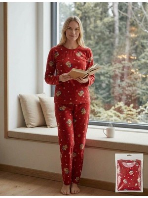Good Night Kadın Kırmızı Yılbaşı Temalı Ayıcık ve Yıldız Desenli Süet Pijama Takımı