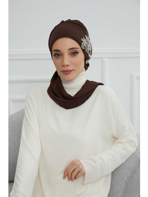 Mestore Yandan Taş Çiçek Aksesuarlı Şifon Hazır TÜRBAN,HT-104,HT-104 Kahverengi