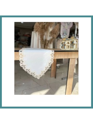 Bezos Masa Üzerine Runner, Sehpa Örtüsü Fransız Dantel Detaylı Lale 40 x 145 cm Krem Mac