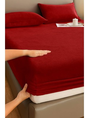 Kadife Kumaş Çift Kişilik Fitted Lastikli Çarşaf Takımı 160X200+30 cm Kırmızı