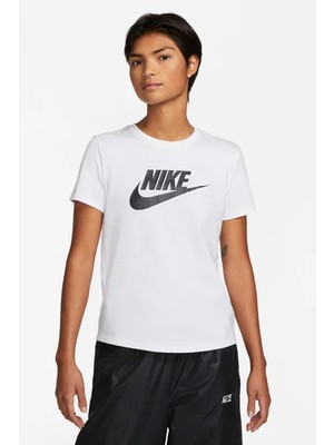 Nike Sportswear Essentials Kadın Pamuklu Logo Günlük Stil Kısa Kolu Tişört