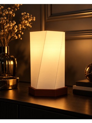 Minuzu Geometrik LED Masa Lambası – Modern Komodin ve Salon ABAJURU-9W LED Ampul Dahil