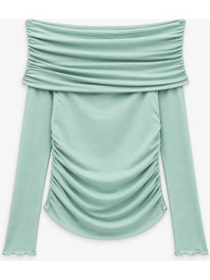 Koton Slim Fit Drapeli Uzun Kollu Yün Karışımlı Omzu Açık Bluz