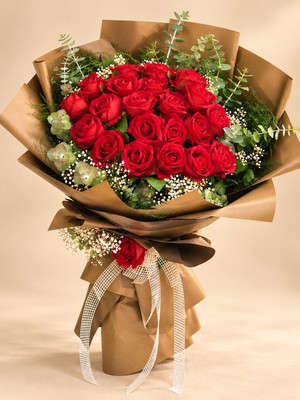 Erhan Flowers Sonsuz Aşk Kırmızı Gül Buketi - Özel Tasarım Hediye Çiçek Demeti