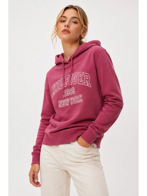 Tommy Hilfiger %100 Organik Pamuk Rahat Kesim Kabartma Baskılı Kapüşonlu Sweatshirt