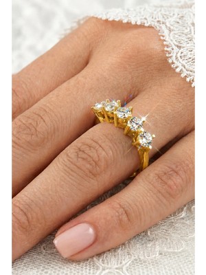Crystal Diamond Zirconia Premium Kalitede 1.50 Karat Beştaş Yüzük