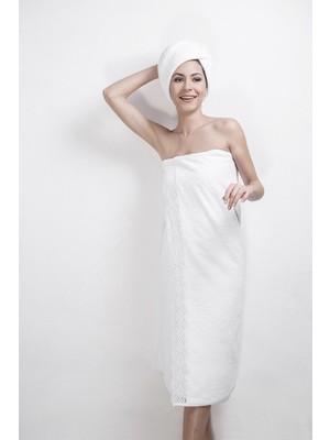 Gül Güler Dantelli Banyo Havlusu Daısy