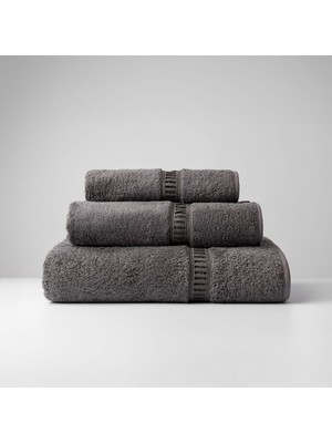Gül Güler Dantelli Banyo Havlusu Kolber