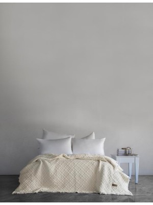 Cedric Dolgulu YIKAMALI%100 Pamuk Çift Kişilik Yatak Örtüsü & Pike 230X240 cm Krem