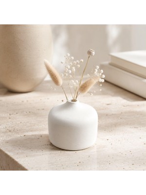 Odea Tr Mini Beyaz Dekoratif Vazo, 7 Cm, Mat Dokulu Minimalist Masa Üstü Vazo, Kuru Çiçek ve Pampas Için, Iskandinav Japandi Ev Dekoru