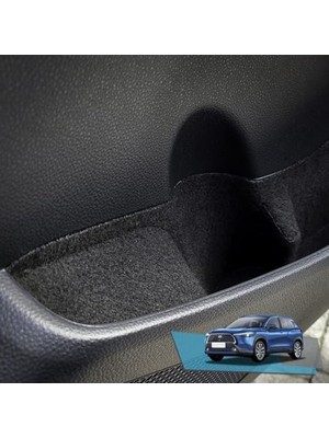 Rafta Toyota Corolla Cross Konfor Seti̇ Eşya Saklama Cepleri Için Hazır Kumaş Kaplama Ses Giderici Izolasyon Amaçlı Set