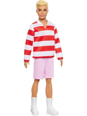 Rafta Barbie Fashionistas Ken Bebek Kırmızı Beyaz Polo Tişörtü, Pembe Şortu, Uzun Beyaz Çorapları ve Spor Ayakkabılarıyla Sarışın, HYV01