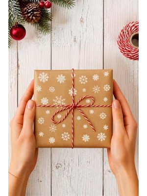 Rafta 5 Adet Kar Desenli Yılbaşı Ambalaj Kağıdı, Yılbaşı Hediye Paket Kağıdı, Kraf-Beyaz (70X100CM)