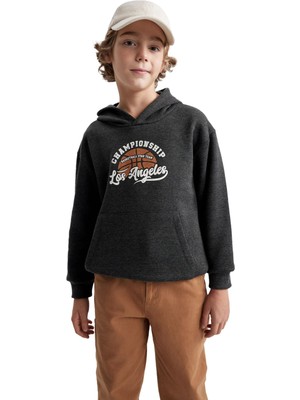 Rafta Defacto Erkek Çocuk Regular Fit Kapüşonlu Sweatshirt