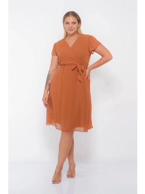 Apsen Collection Apsen Kadın Kiremit Kruvaze Yaka Kısa Kol Kuşak Bağlama Detaylı Midi Boy Şifon Elbise 4449-110