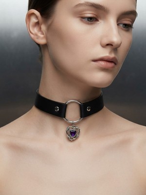 Feronnucci Siyah Pu Deri  Haç Figürlü Choker Kolye – Gümüş Renk Halka Detaylı Gotik Tarz Kadın Kolye GTK66 Mor