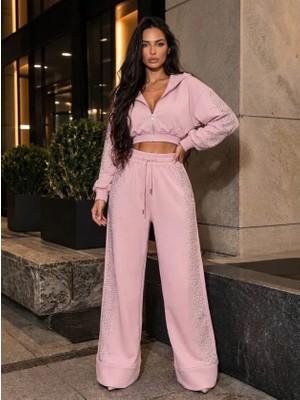 Mareandpanda Kadın Taş Baskı Detaylı Fermuarlı Crop Sweatshirt ve Geniş Paça Eşofman Takımı