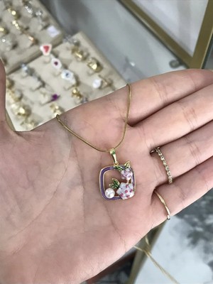 LinAlya Jewelry Mor Kare Saksı Detaylı Çelik Sanat Kolye