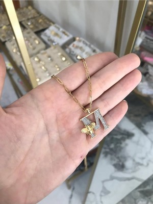 LinAlya Jewelry Çelik Arı Detaylı Taşlı Harf Kolye ( M Harfi)