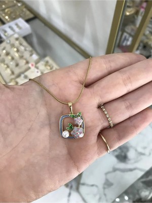 LinAlya Jewelry Mavi Kare Saksı Detaylı Çelik Sanat Kolye