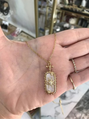 LinAlya Jewelry Taş ve Yıldız Detaylı Zarif Kolye