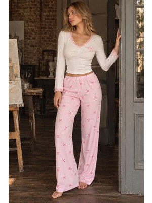 Bella Notte Kadın Pembe Fiyonk Desenli Dantel Detaylı Uzun Kollu Pamuklu Pijama Takımı
