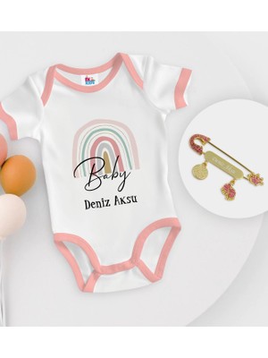 BK Gift Bk Kids Kişiye Özel Baby Tasarımlı Pembe Bebek Body Zıbın ve Kız Bebek Iğnesi Hediye Seti-1 3-6 Ay