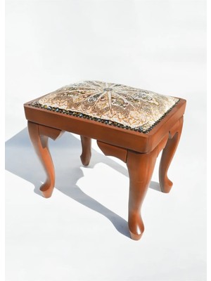 Kilim Co. Eleanor El Yapımı Ahşap Tabure, Iran Halısı Detaylı