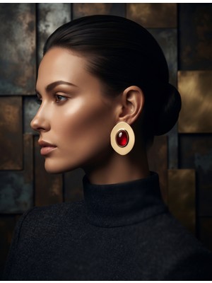 Mysofya Gold Plaka Detaylı Bordo Taş Oval Küpe