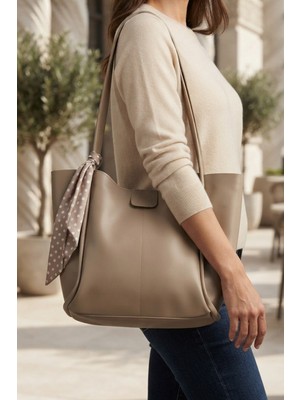 Vavis Vizon Fularlı Günlük El ve Omuz Askılı Kadın Çanta