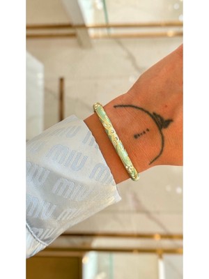 Dore Collection Premium Queen’s Crown (Kraliçe Tacı) Kabartma Motifli Lüks Mineli Kelepçe Bilezik