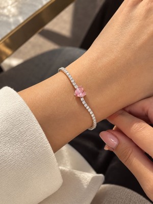 Alyans Model Modelalyans Pembe Kalp Taşlı Su Yolu Kadın Bileklik – Zarif Işıltılı Tasarım