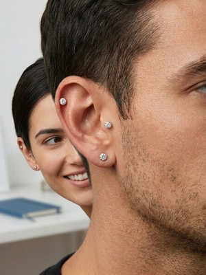 Kurukafa Gift Mıknatıslı Deliksiz Kullanım Piercing Çelik Küpe Tektaş Zirkon Taşlı 2 Adet (1 Çift)