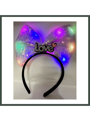 Bezos LED Işıklı 3 Farklı Fonksiyonda Yanan Gümüş Love Yazılı Lila Fiyonk Taç 20X17 cm Nhr