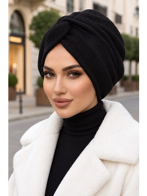 Aişe Tesettür Kışlık Burgu Bone Siyah Triko Malzeme ile Şık ve Kullanışlı