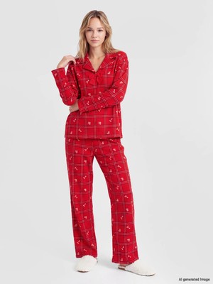 Lc Waikiki Yeni Sezon Kırmızı Yılbaşı Temalı Kadın Pijama Takım