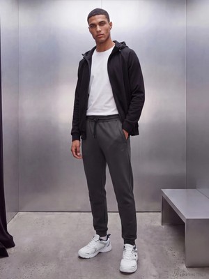 Lc Waikiki Yeni Sezon Antrasit Nakışlı Erkek Jogger Eşofman Altı