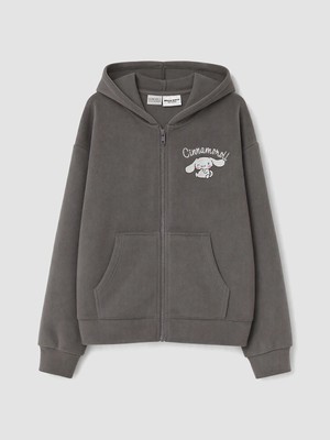 Lc Waikiki Yeni Sezon Gri Cinnamoroll Nakışlı Kız Çocuk Kadife Sweatshirt