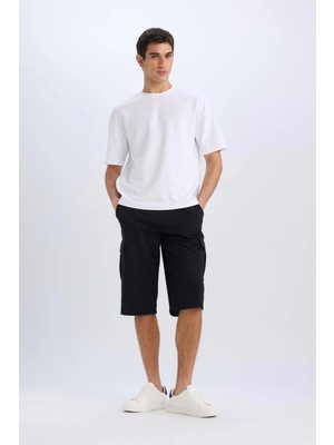 DeFacto Slim Fit Dar Kesim Kargo Cepli Basic Düz Kapri Şort T4693AZ25SM