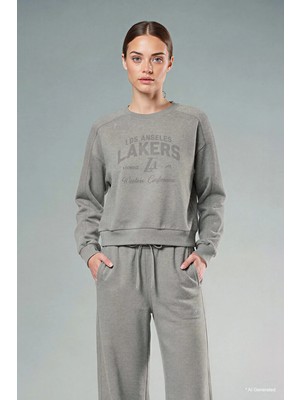 DeFacto Pamuklu NBA Los Angeles Lakers Bisiklet Yaka Sweatshirt F8216AX26SP