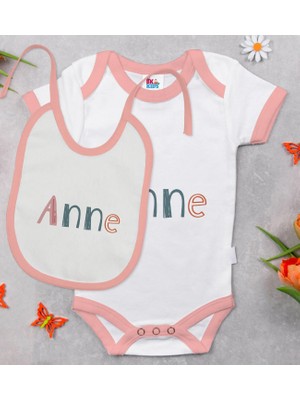 BK Gift Bk Kids Anne Tasarımlı Pembe Bebek Body Zıbın ve Mama Önlüğü Hediye Seti-1 9-12 Ay