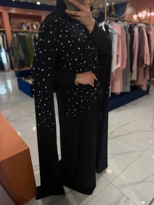 Taş Detaylı Pelerinli Elbise Siyah